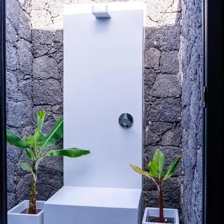Private With Heated Pool In 1 - Lanzarote Vila *